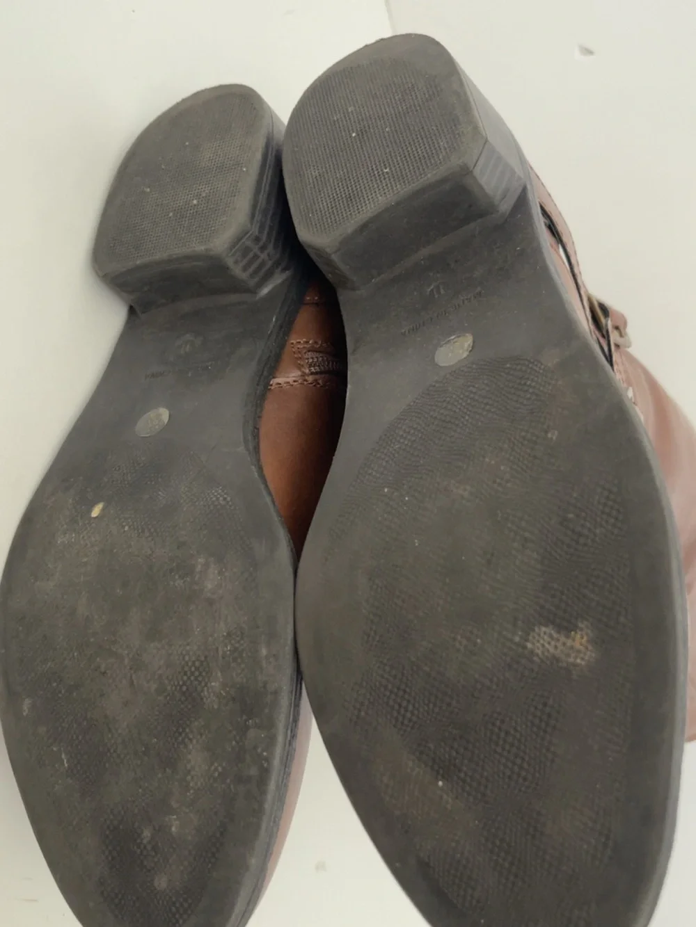 Arizona Jean Company Dakota Cognac